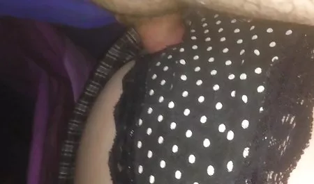 Dua babes nonton bokep baru seksi melakukan pijatan seksi