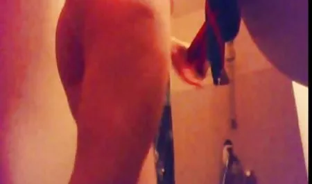 Ebony download video bokep mirip aura kasih besar meniduri pirang muda dengan kontol tebal di dubur