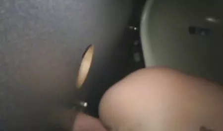 Pirang seksi dengan payudara indah menyebalkan dan menggosok cum pada bokep gratis download payudara