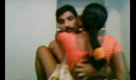 Orang-orang memerintahkan pelacur elit video bokep full