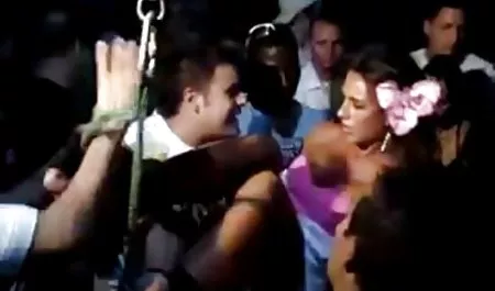 Kecantikan meniduri dirinya sendiri dengan video bokep barat selingkuh dildo merah muda