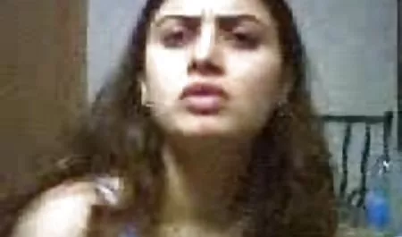 Barbara Ross ingin ayam gemuk pelatihnya download video bokep full