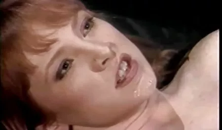 MILF download video bokep janda seksi tergoda oleh belaian tetangga muda