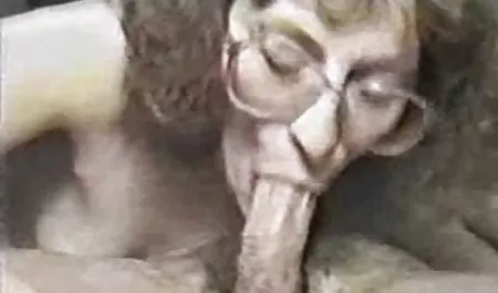 Bung tidak video bokep mertua keberatan bercinta dengan teman sekamar yang cantik ini